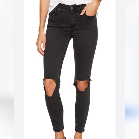 Free People Black knee exposed jeans - Picture 2 of 6